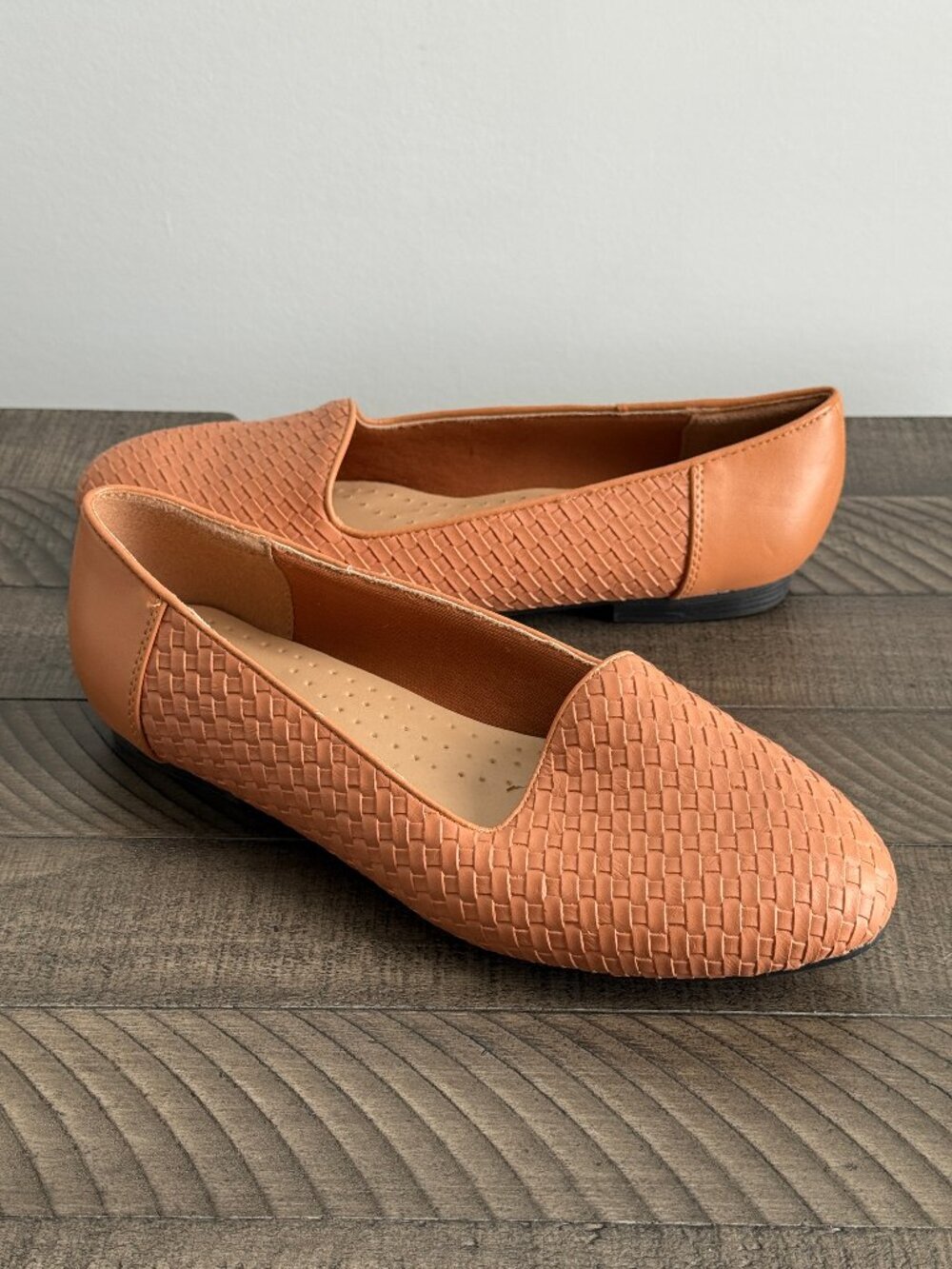 Valley Lane Tan Woven Flats Shoes - Tan Flats Size 8.5 W